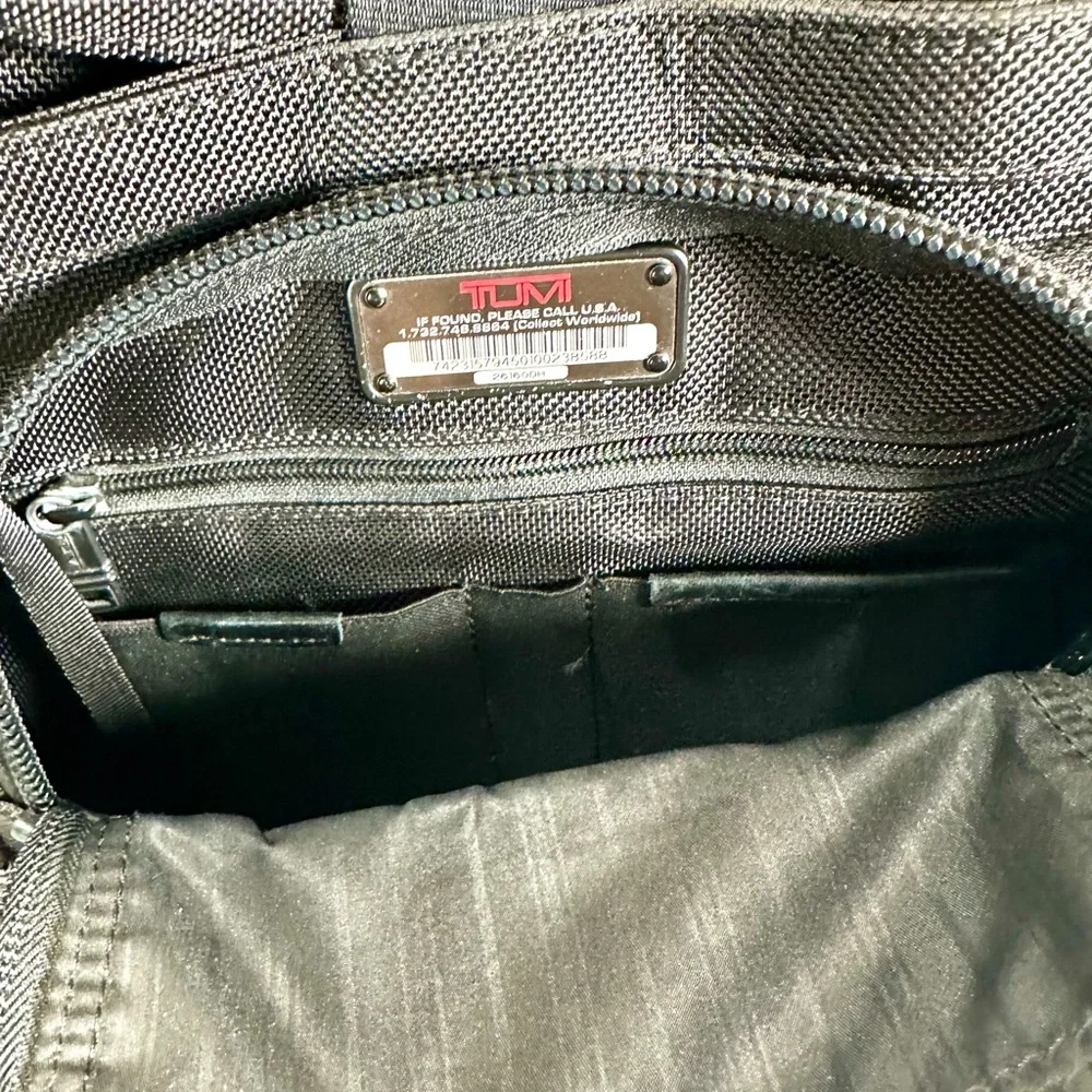 Tumi Alpha Expandable Organizer Laptop Briefcase Model 26160DH